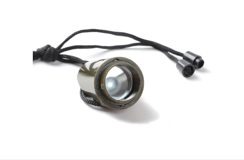 Camping and Survival/ Outdoor Professional Seven-in-one Multifunctional Survival Whistle