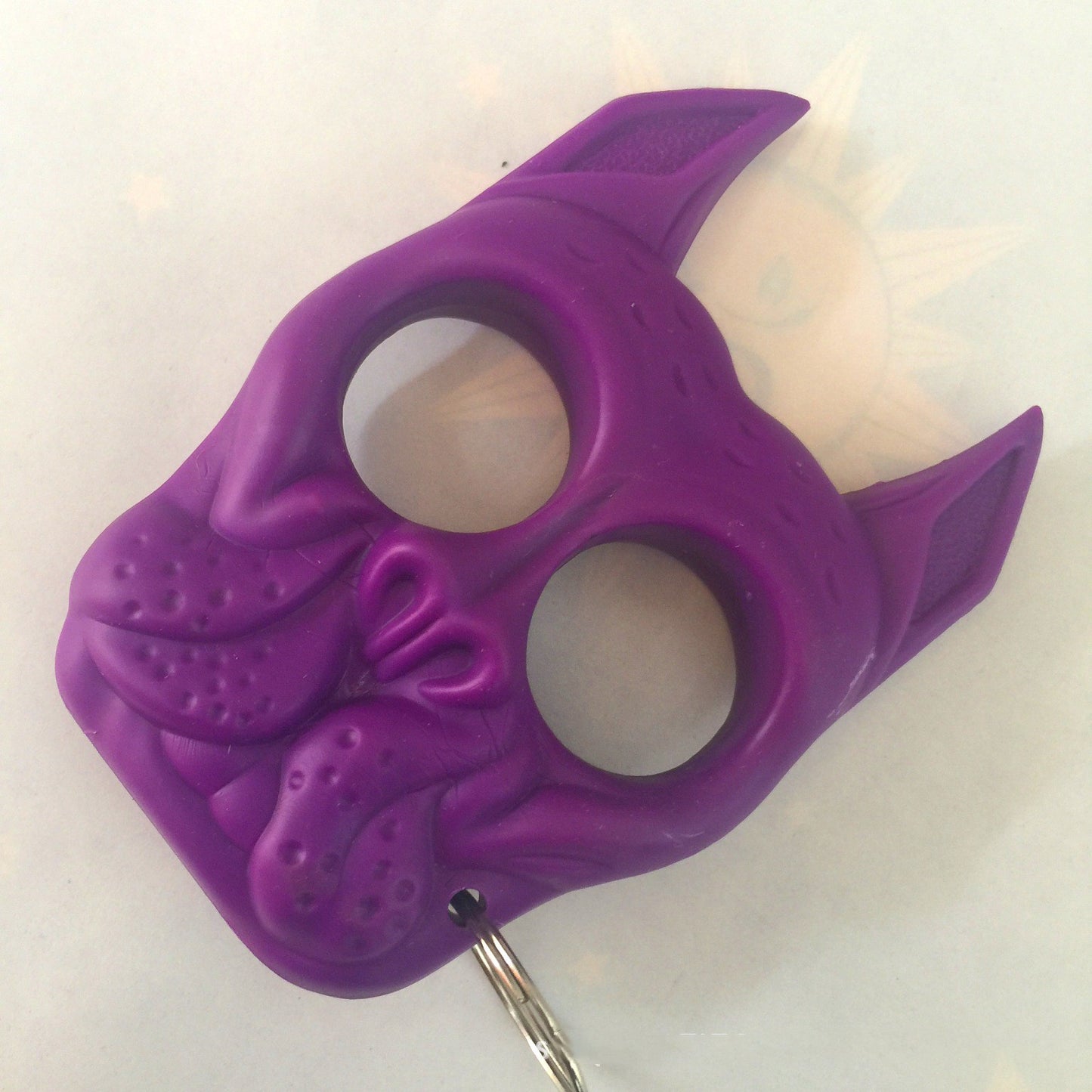 Camping and Survival/ Dog Head Keychain Self-defense Finger Lock