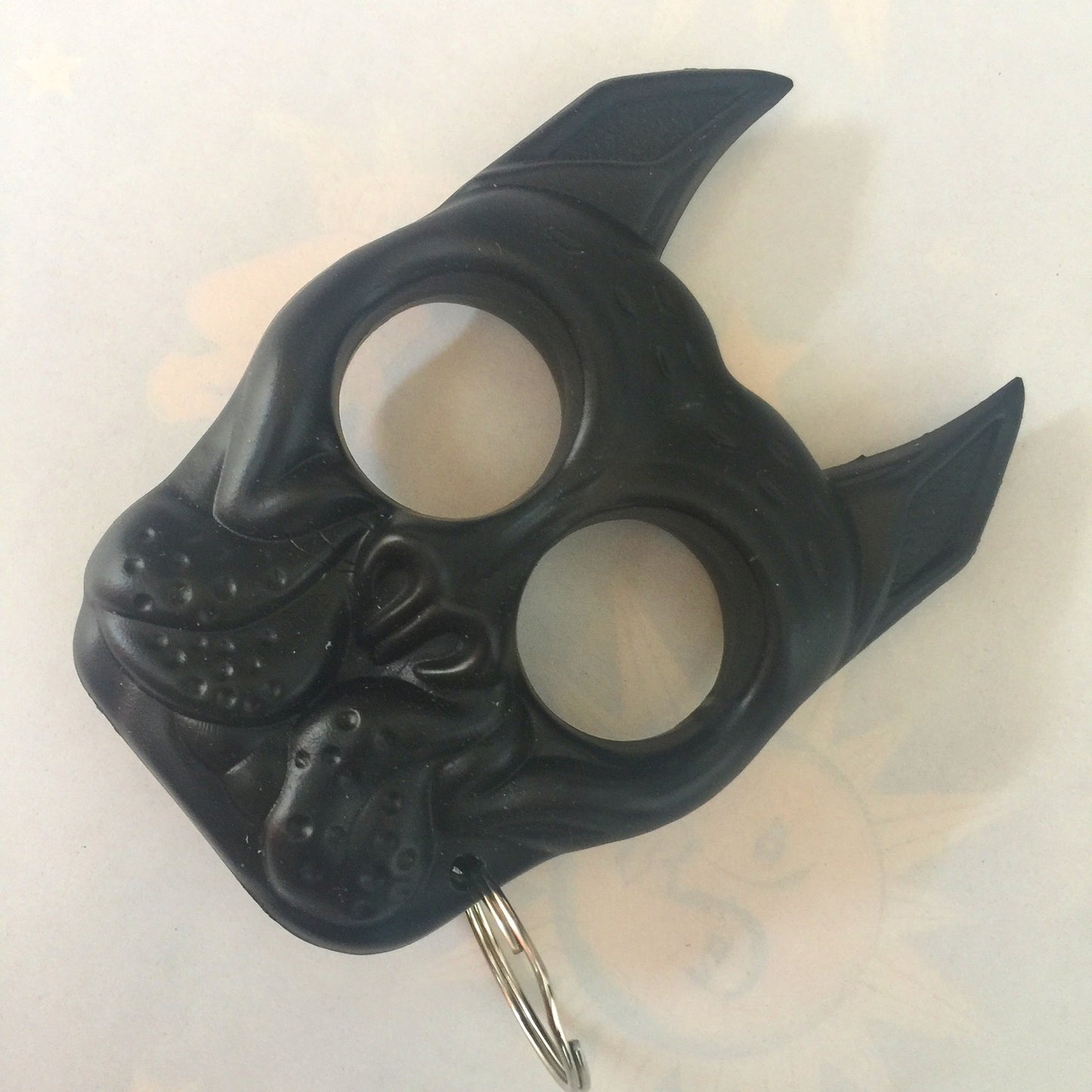 Camping and Survival/ Dog Head Keychain Self-defense Finger Lock