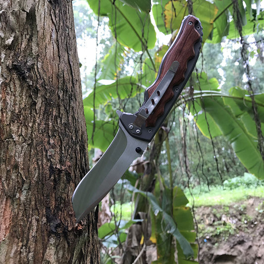 Camping and Survival/ In The Wilderness High Hardness Defensive Folding Knife